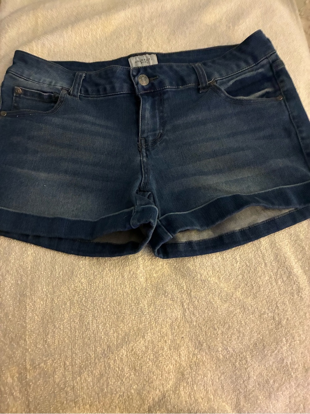 Celebrity Pink Dark Blue Roll-Cuff Denim Shorts pre-owned short shorts.